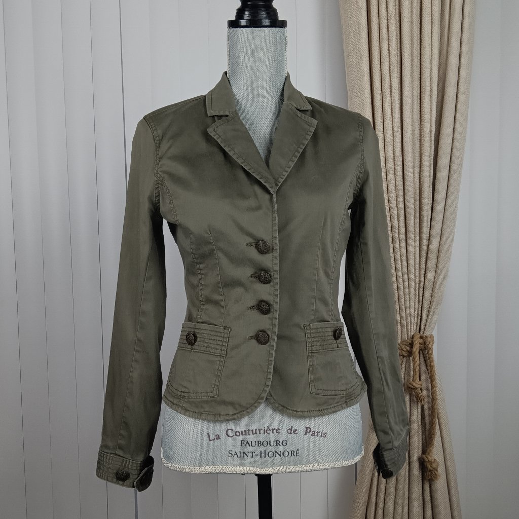 Gadzooks Buttoned Down Jacket.